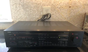 Yamaha AVC-50 Natural Sound Stereo Amplifier 45 WPC & Remote Control - Picture 1 of 11