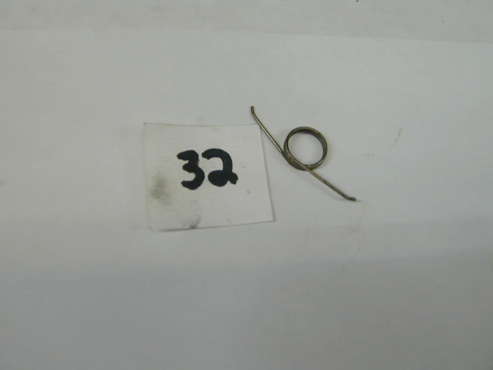 Makita RBC201 Weed Eater Trimmer OEM - # Trigger Spring - Image 1 of 1