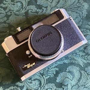 Olympus Auto Eye with a Zukio 4.5cm F2.8, Working! Clean Lens. Used - Picture 1 of 9