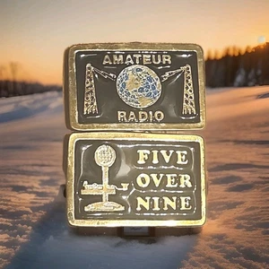 SET 0f (2) Vintage Amateurfunk Amateurfunk GÜRTELSCHNALLEN FÜNF ÜBER NEUN Made in USA  - Bild 1 von 6