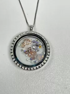 Origami Owl Large Silvertone hinged Memory locket, Charms, Sterling 18”Chain Lot - Picture 1 of 12