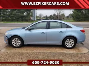 2011 Chevrolet Cruze LS Salvage Rebuildable Repairable - Picture 1 of 40