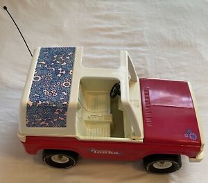 Vtg Hot Pink Daisies Tonka Jeep Bronco Barbie Style Metal Made in USA 1970s