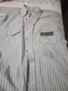 Delta Airlines Mens short sleeve button down Shirt Grey Medium Vintage Cintas - Picture 1 of 3