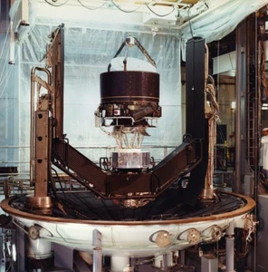 France Toulouse Solar Simulation Intespace Space Center old Photo 1980's - Picture 1 of 3