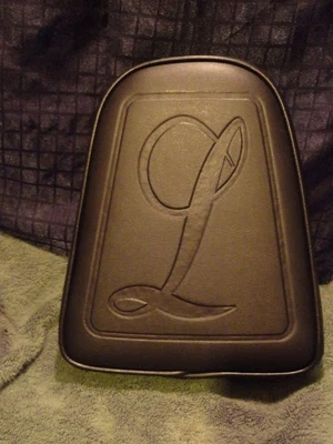 SUZUKI NEW OLD STOCK BACK REST "L" PAD OEM ORIGINAL FACTORY PART # 99950-71109 Foto 1 de 3