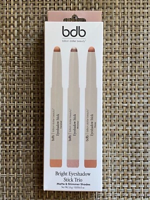 BDB BILLÓN DE DÓLARES BELLEZA BRILLANTE SOMBRA DE OJOS STICK TRÍO (tonos mate y brillante) Foto 1 de 4