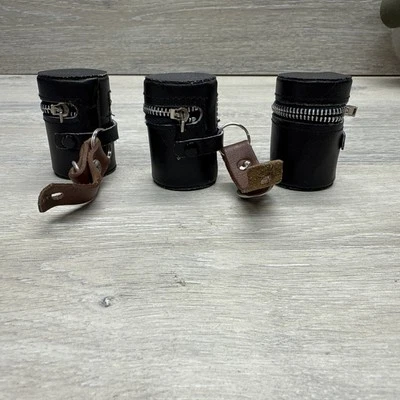 3 Estuche de bote con soporte para rollos de película de 35 mm de cuero negro vintage Sm1960’s con cremallera Foto 1 de 4