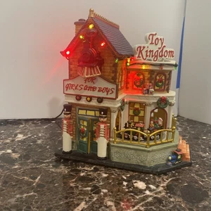 Heartland Valley Village, Deluxe Christmas Porcelain Lighted House Toy Kingdom - Picture 1 of 11