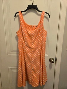 DB ärmelloses Damenkleid - Größe 14 - pfirsichfarben mit weißen Tupfen A-Punkten - Bild 1 von 2