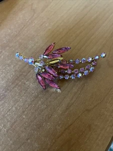 Pink And Gold Plated Leaf Brooch - Picture 1 of 3