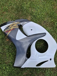Suzuki Hayabusa Gen2 Left Side Fairing Panel, white and Grey. - Picture 1 of 6