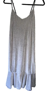 TEMT - MID LENGTH - RIBBED SLIP STYLE DRESS - SIZE SMALL - Picture 1 of 6