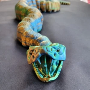 Rattle Snake articulated 3D Printed- 3d print Desk Toy Tiktok - Picture 1 of 4