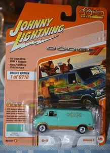 Johnny Lightning 1976 DODGE TRADESMAN VAN  1 OF 9718 Classic Gold Collection NEW - Picture 1 of 6