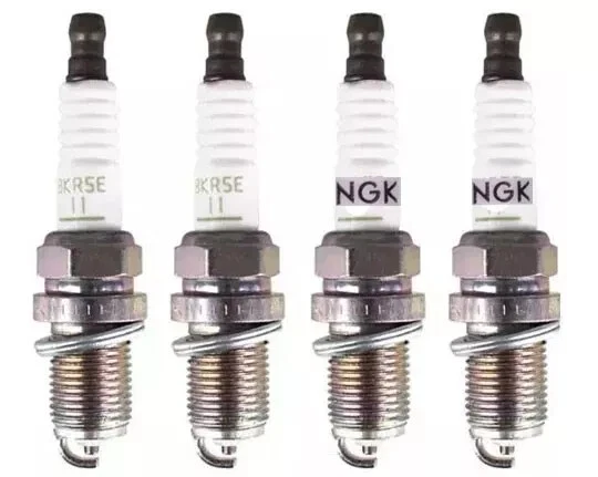 4 свечи зажигания BKR5E-11 для Kawasaki KZ700A. KZ750E. KZ750L. KZ750N 1980-1984 - Изображение 1 из 1