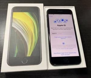 ⚡️Apple iPhone SE Second Gen A2275 (2020) 64GB Prepaid - Tracfone/Total Wireless - Picture 1 of 3