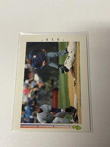 1992 Classic #T43 Rickey Henderson  **016605