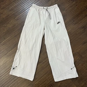 Nike Damen Sportswear Icon Clash Woven Baggy Wide Leg Trainingshose Medium - Bild 1 von 9