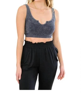 Zenana ribbed keyhole tank top size 1X/2X - Picture 1 of 3