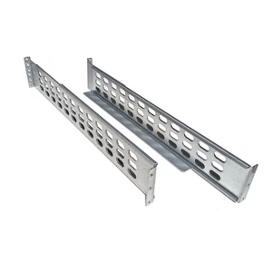 APC SU032A Smart-UPS 4 montanti guide per montaggio su rack - Foto 1 di 2