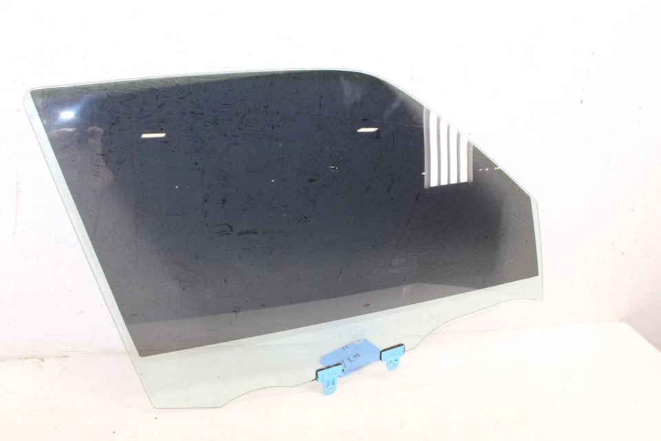 Nissan Juke 2011-2017 puerta delantera derecha ventana vidrio OEM JX40 Foto 1 de 4