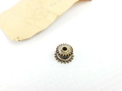 Auto-Lite Gauge Velocímetro Odómetro Cluster SB2-1 Doble Latón Engranaje Años 40 a 60 Foto 1 de 3