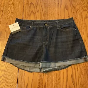 Calvin Klein Women's Size 12 Women’s Denim Jean Shorts. Rolled Raw Edge. NWT - Picture 1 of 3