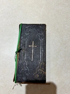 1843 German Bible With Family Dates Written Inside Cover - Picture 1 of 12