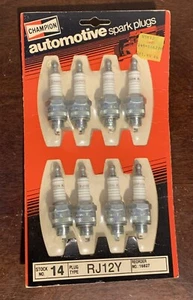 Vintage Champion Automotive Spark Plugs 8 PACK RJ12Y NOS - Picture 1 of 3