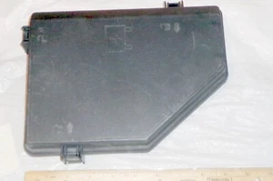 07-11 GMC Acadia Chevy Traverse SRX STS Enclave Fusebox Fuse Box Relay Lid OEM - Bild 1 von 2