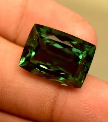 Natural Mozambique Green Tourmaline 16.50 Ct Cushion Cut Loose Gemstone TREATED - Image 1 of 4