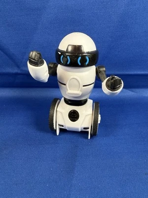 WowWee Mip Robot WHITE Interactive Model Number 0820 ~No Remote For Parts/Repair - Image 1 of 4