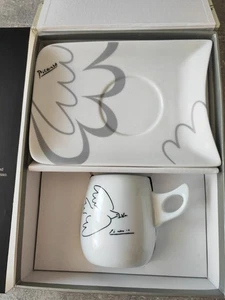 Picasso- Porzellan Kaffeeset, Tasse&Untertasse, Friedenstaube, Geschenkpackung - Bild 1 von 6