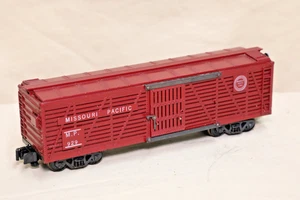 American Flyer #929 Missouri Pacific Stock Car (Closed Slats) - Picture 1 of 9