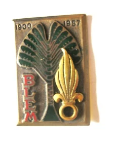 ANCIEN INSIGNE DU BLEM 1957 BATAILLON DE LEGION ETRANGERE DE MADAGASCAR D.P - Picture 1 of 2