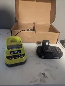 Kit de inicio de batería compacta y cargador de iones de litio 2,0 Ah RYOBI ONE+ 18V - Imagen 1 de 3