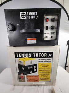 Sports Tutor Tennis Tutor Junior Battery Basic Ball Machine (BAC) - New Open Box