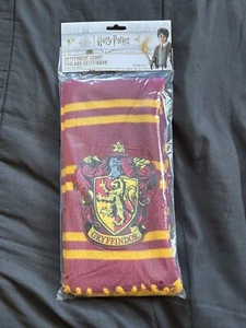 Harry Potter Officially Licensed 60" Gryffindor Scarf Cosplay Costume NEW - Picture 1 of 2