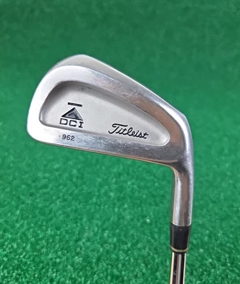 Titleist DCI 962 Single 4 Iron Dynamic Gold S300 Stiff Flex Steel Shaft RH 39" - Image 1 of 4