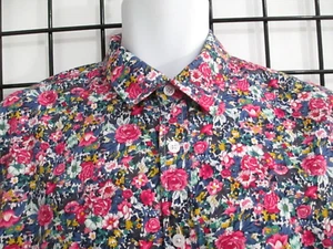 CAMISA TUNEVUSE 🔥 TALLA MEDIANA==AZUL, ROSA Y BLANCO ESTAMPADO FLORAL/REGULAR FIT - Imagen 1 de 6