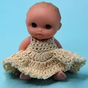 Berenguer Lil Cutsie Baby Doll in crocheted dress, green eyes - Picture 1 of 7