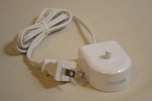 Philips Adapter Charger 100-240v HX6100 Ac20112-30100BHF/3000 - Picture 1 of 2