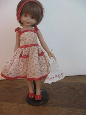 Muñeca Betsy McCall 13" con etiqueta y ropa original 1996, "Welcome Back Betsy" Foto 1 de 4