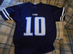 Tennessee Titans blue Young jersey #10 youth sz L(14-16) - DSCN2226 - Picture 1 of 2