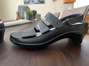 Aravon Megan Sandals 9 2A - Picture 1 of 3