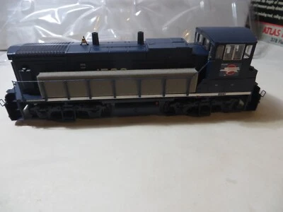 ATLAS MASTER LOCOMOTIVE SERIES SILVER #9934 MP-15DC MISSOURI PACIFIC LOCOMOTIVE - Image 1 of 4