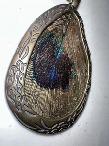 Vintage Pfauenfeder Halskette Anhänger Messingfarben 22" Perlenkette - Bild 1 von 5