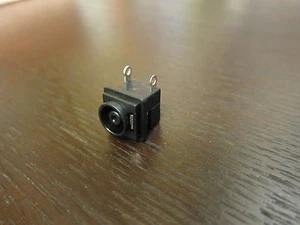 DC Power Jack für Sony VAIO VGN-FJ150 VGN-FJ150W - Bild 1 von 1