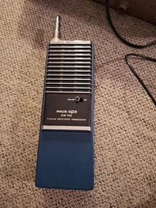 Vintage PACE CB Radio Trucker's Citizen's Band 3 WATT 3 Channel CB125 - Picture 1 of 6